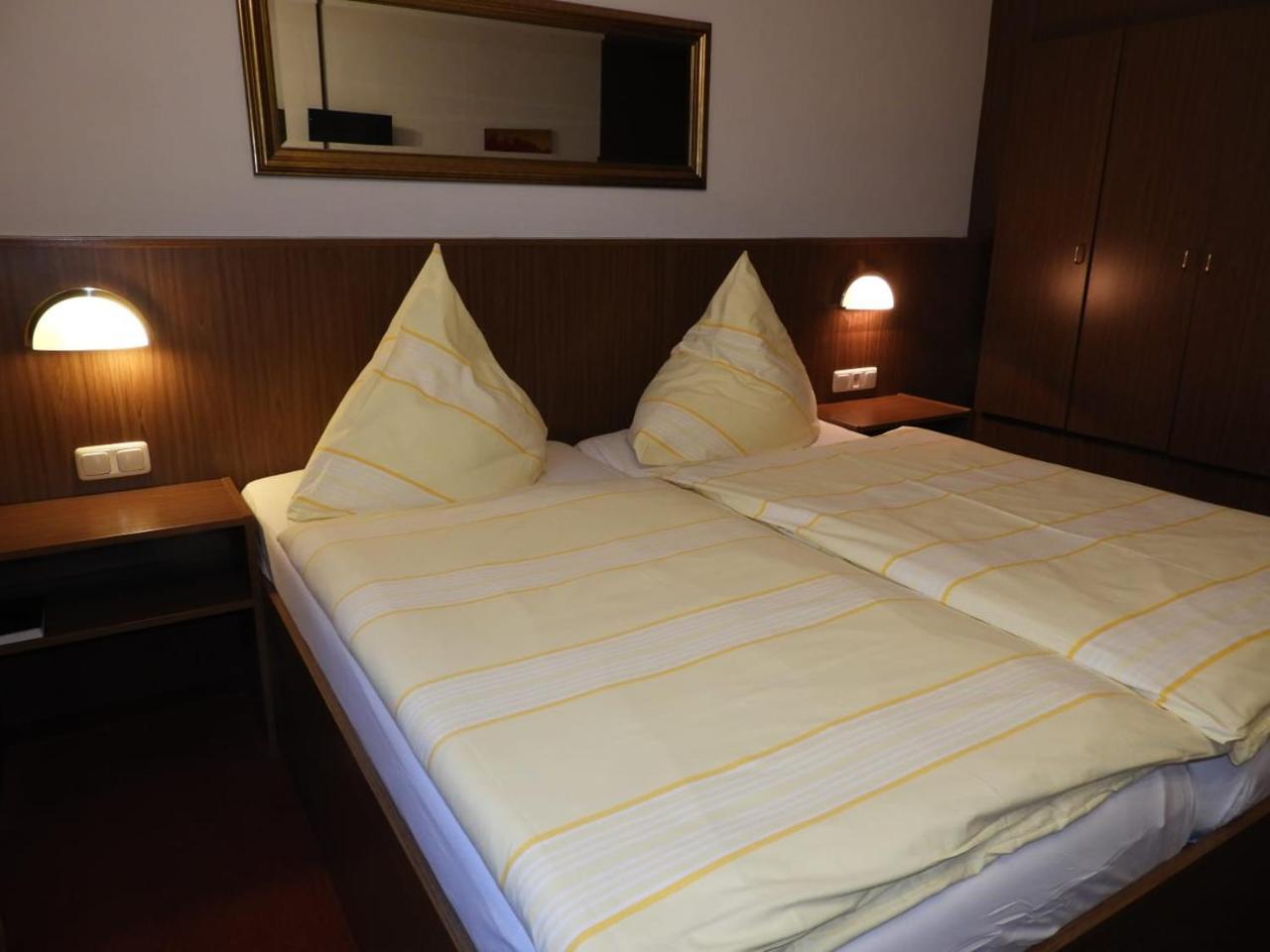 Hotel Mueller Genthin Buitenkant foto